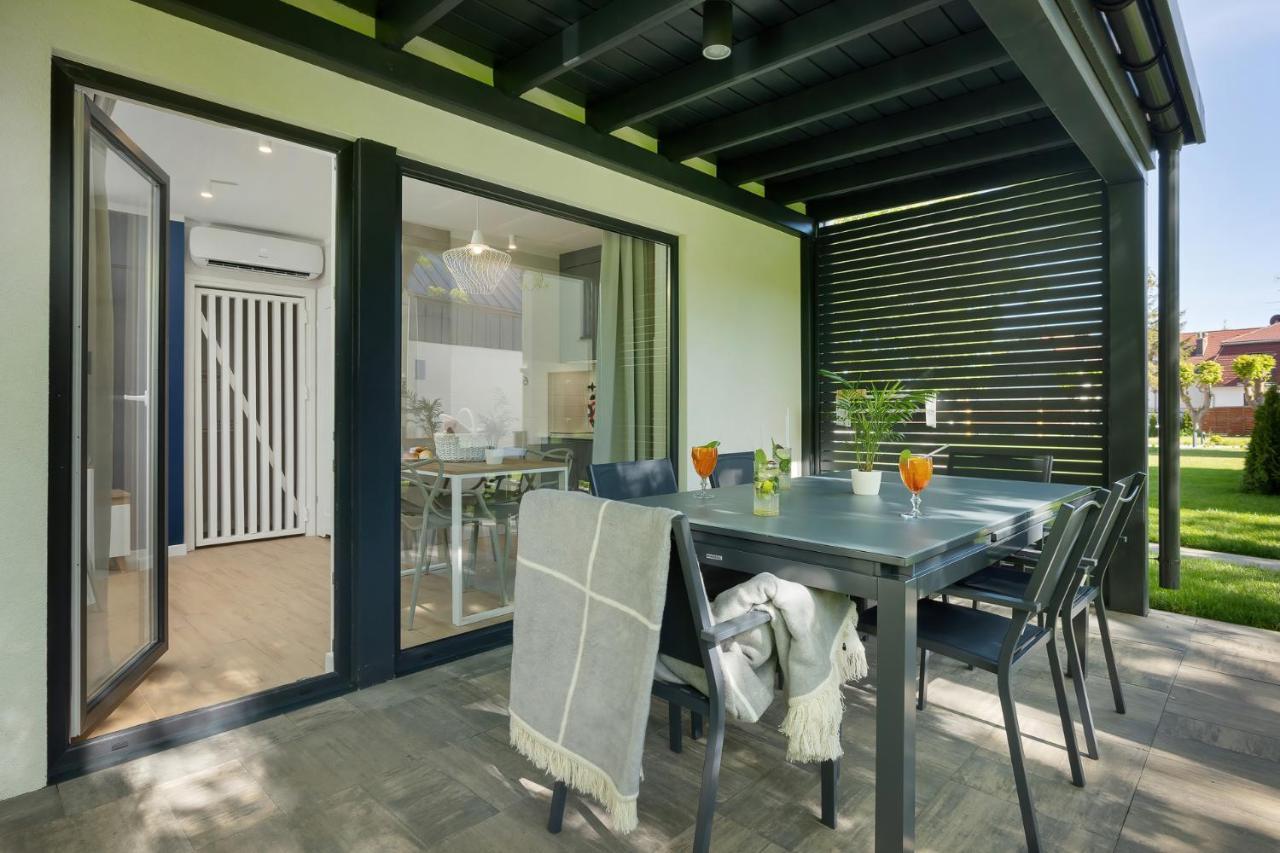 Domki Villa Hoff Resort Trzęsacz 外观 照片