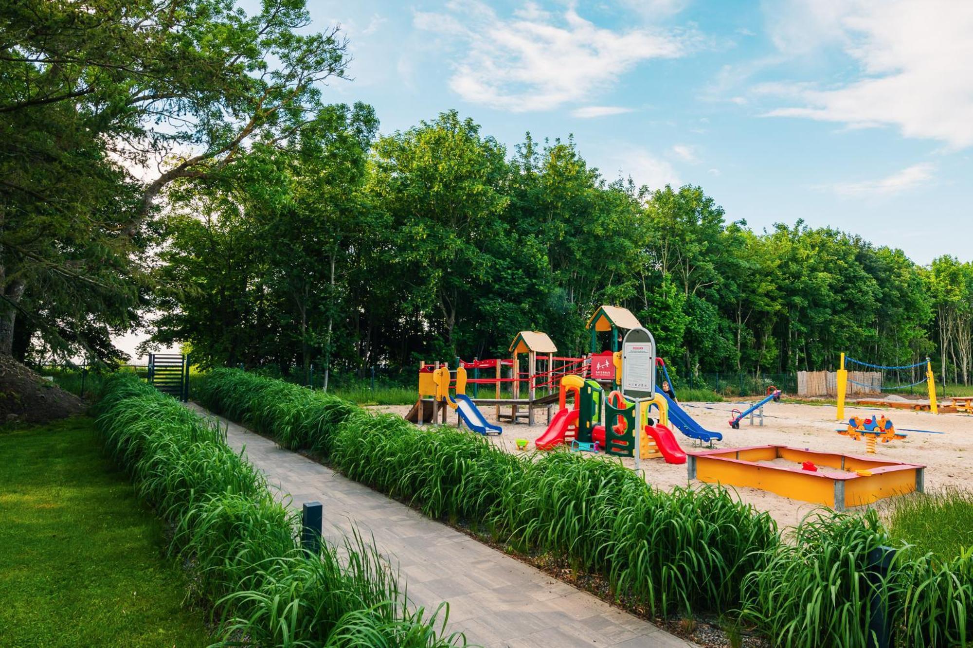 Domki Villa Hoff Resort Trzęsacz 外观 照片